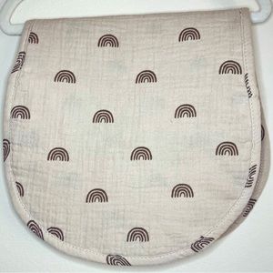 Organic cotton burp cloth. Tan with rainbow detail